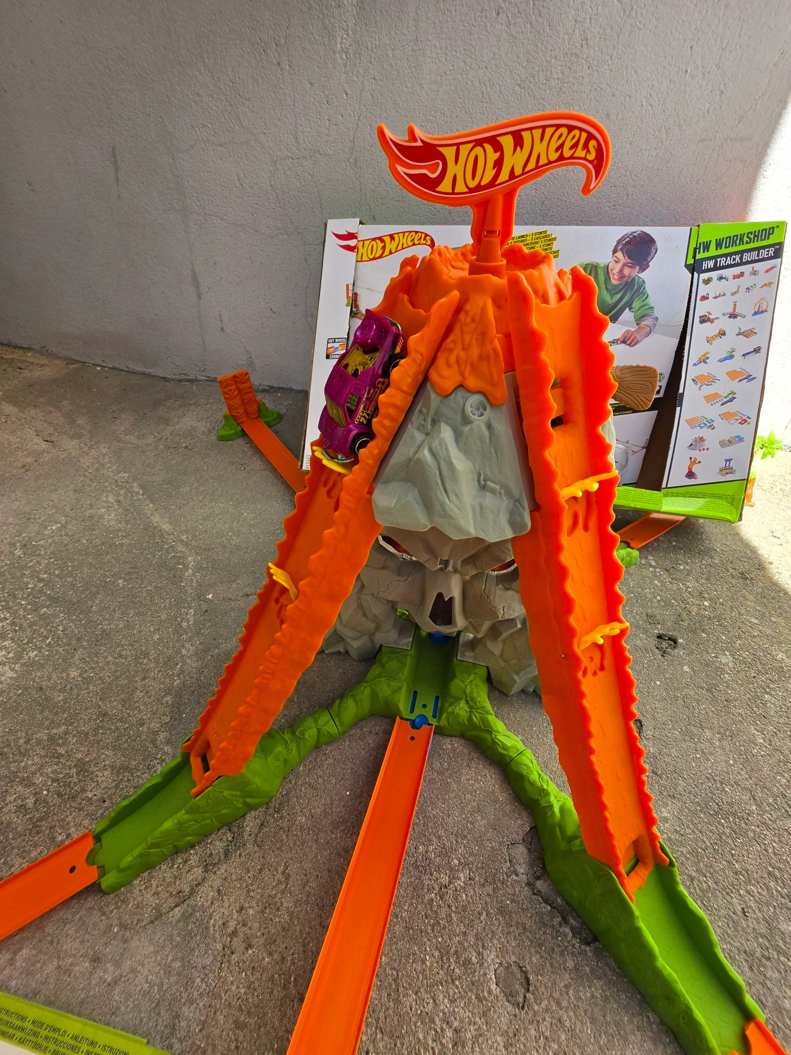 Pista Hot Wheels Volcano Blast  (Supervolcán – photo 16